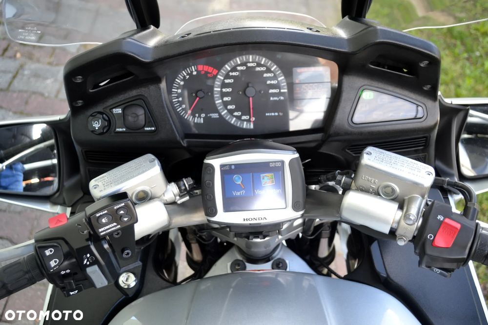 Honda ST - 11