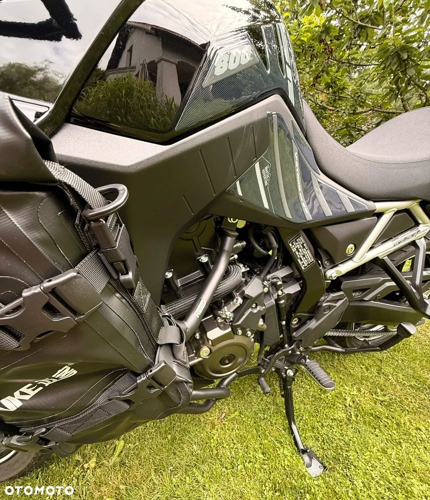 Suzuki DL - 4