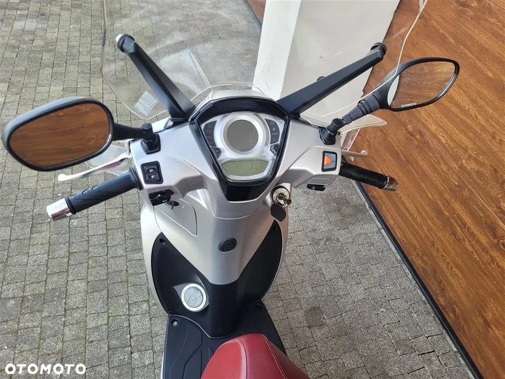 Kymco People - 9
