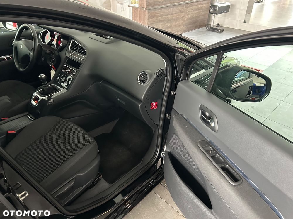 Peugeot 5008 PureTech 130 Access - 27