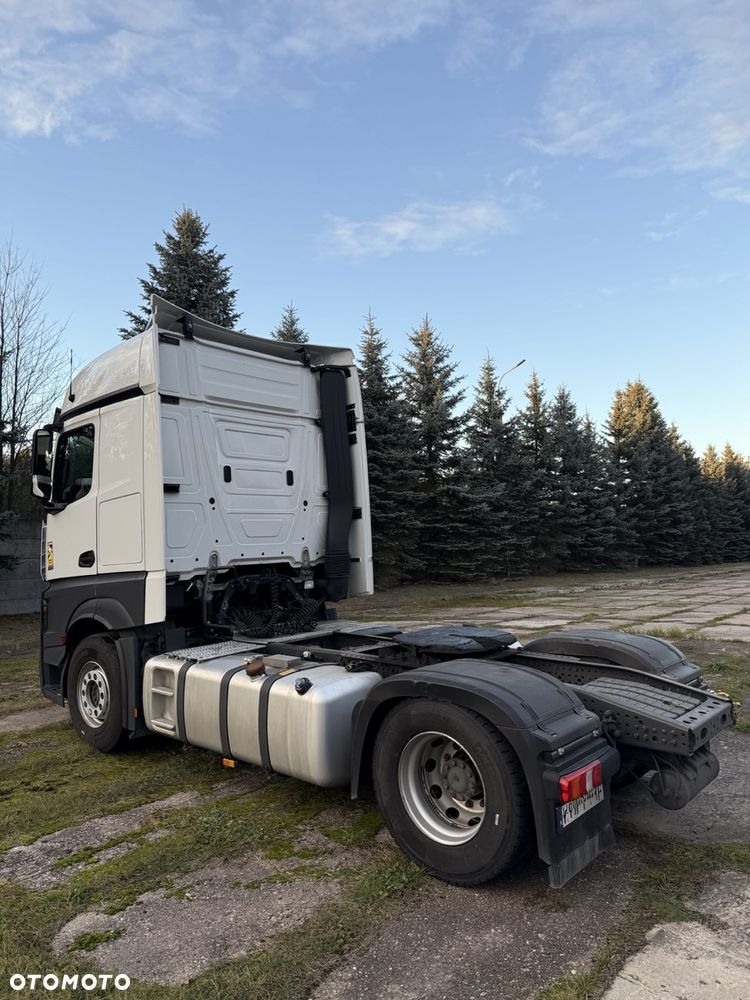 Mercedes-Benz ACTROS - 4