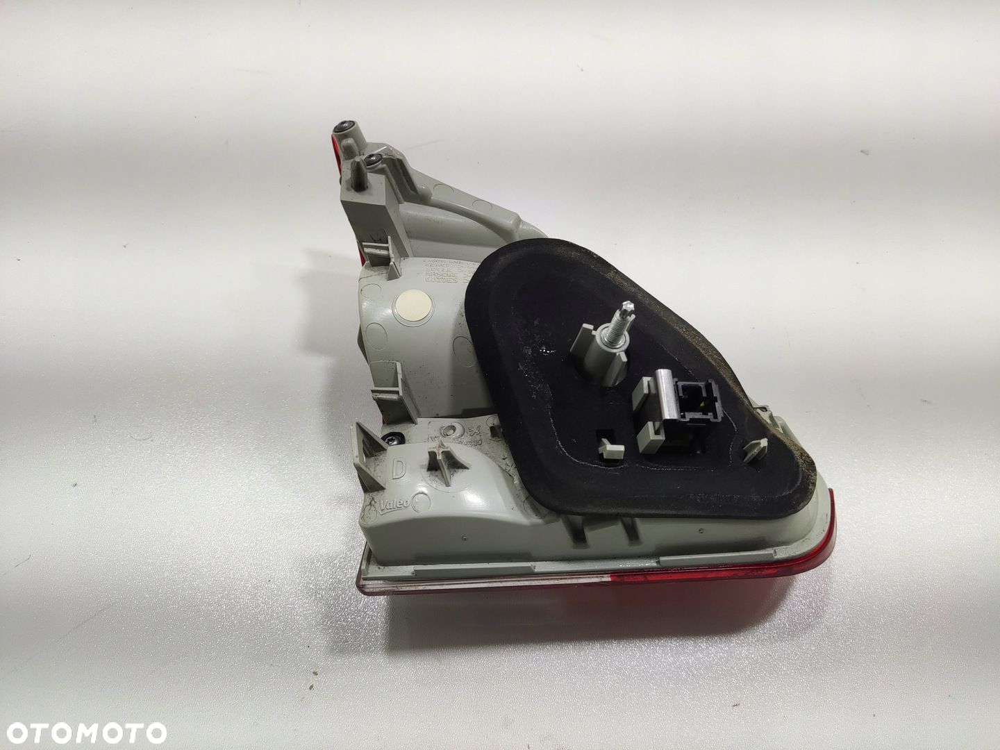 LAMPA PRAWA PRAWY TYŁ TYLNA W KLAPĘ PEUGEOT 2008 I 2013-2016 - 8