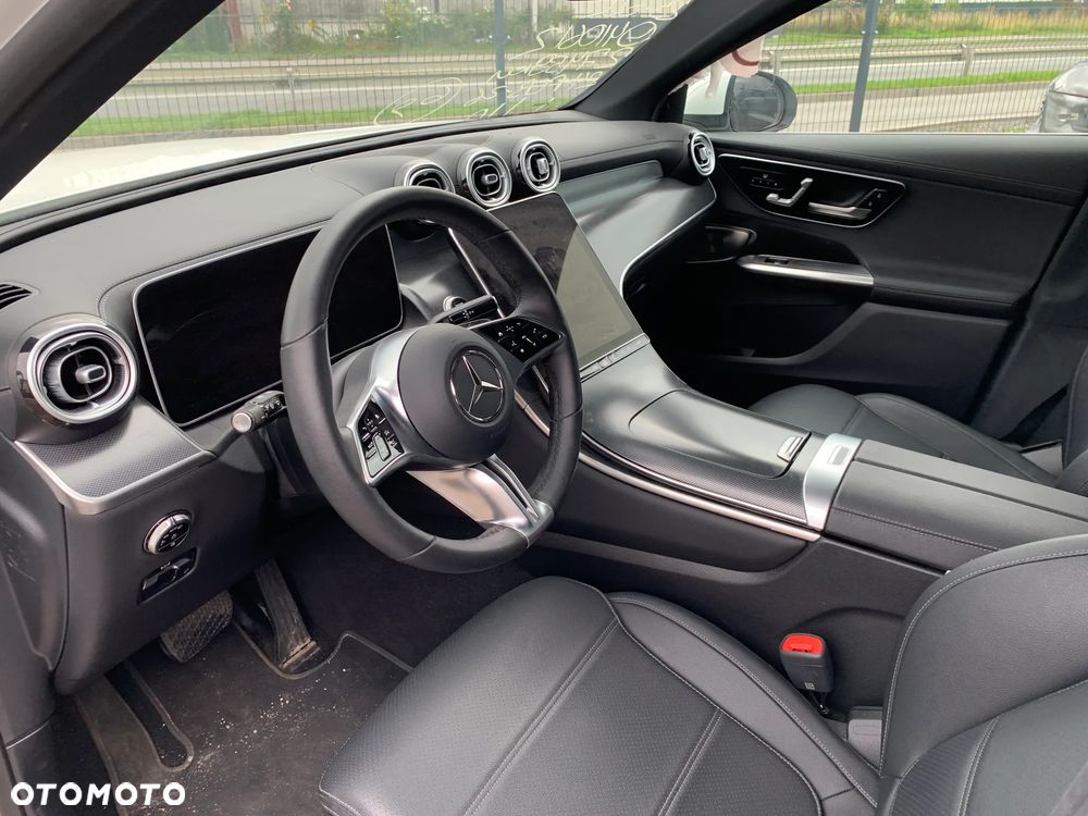 Mercedes-Benz GLC 300 4Matic 9G-TRONIC - 13