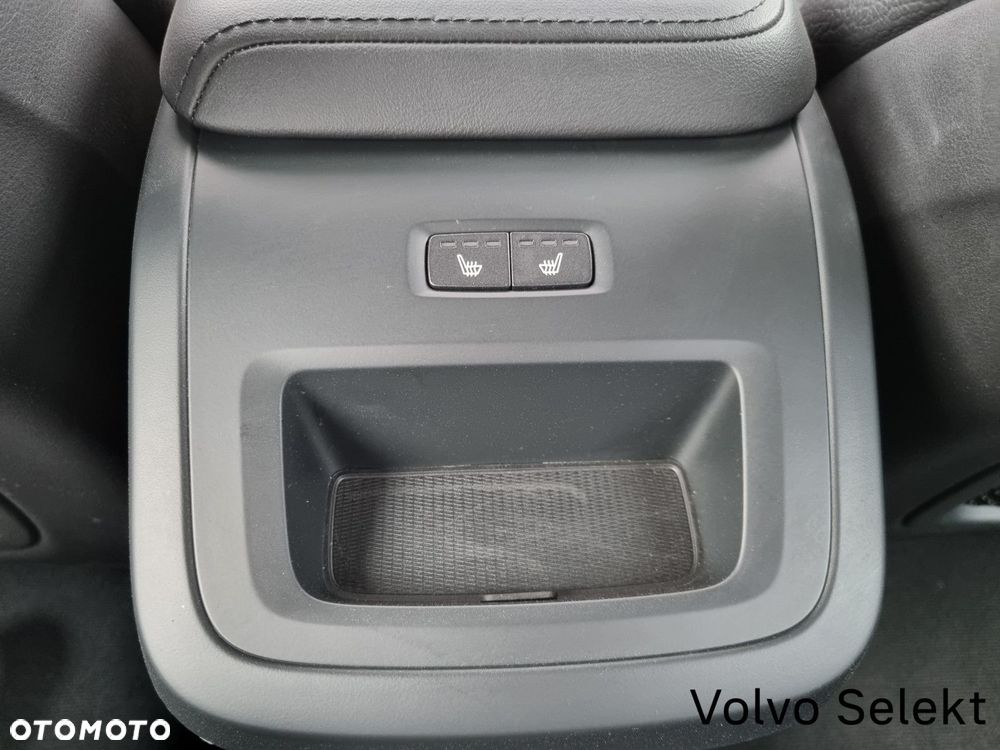 Volvo XC 60 - 35