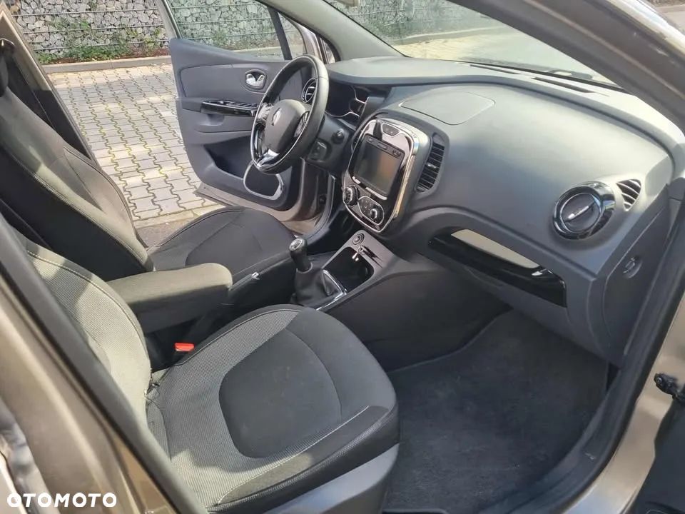 Renault Captur - 12