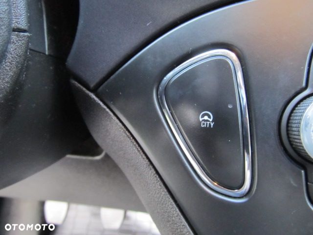 Opel Corsa 1.4 Enjoy S&S - 23