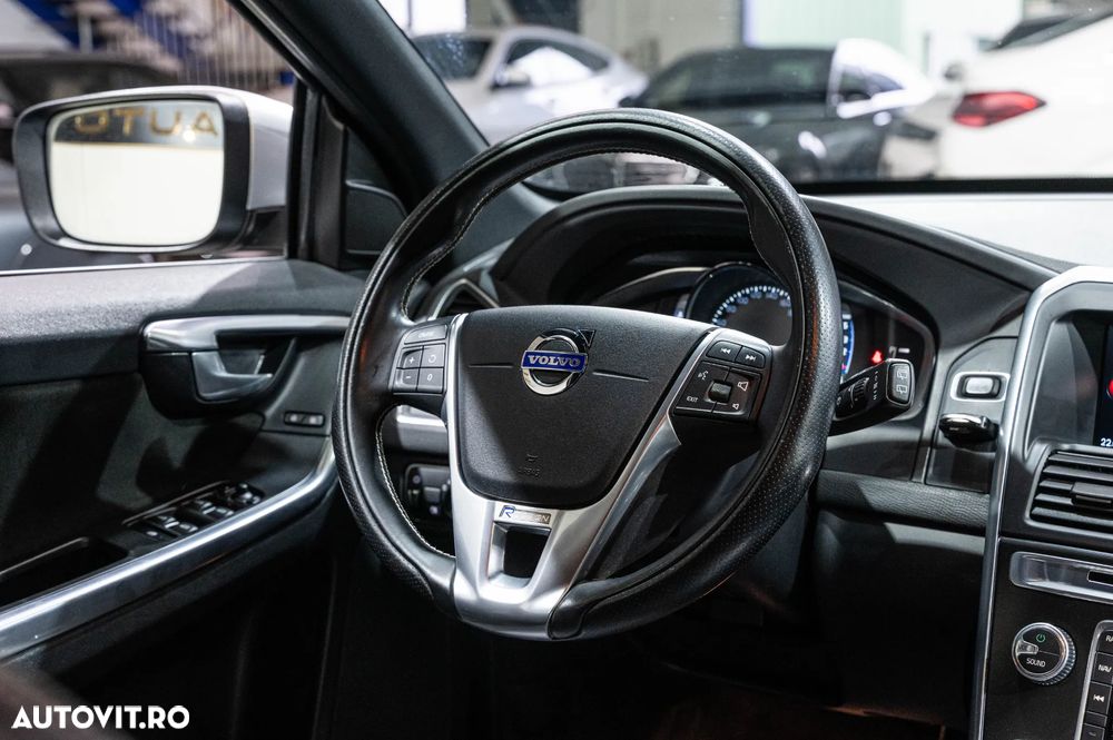 Volvo XC 60 D4 VEA Start-Stop R-Design - 27