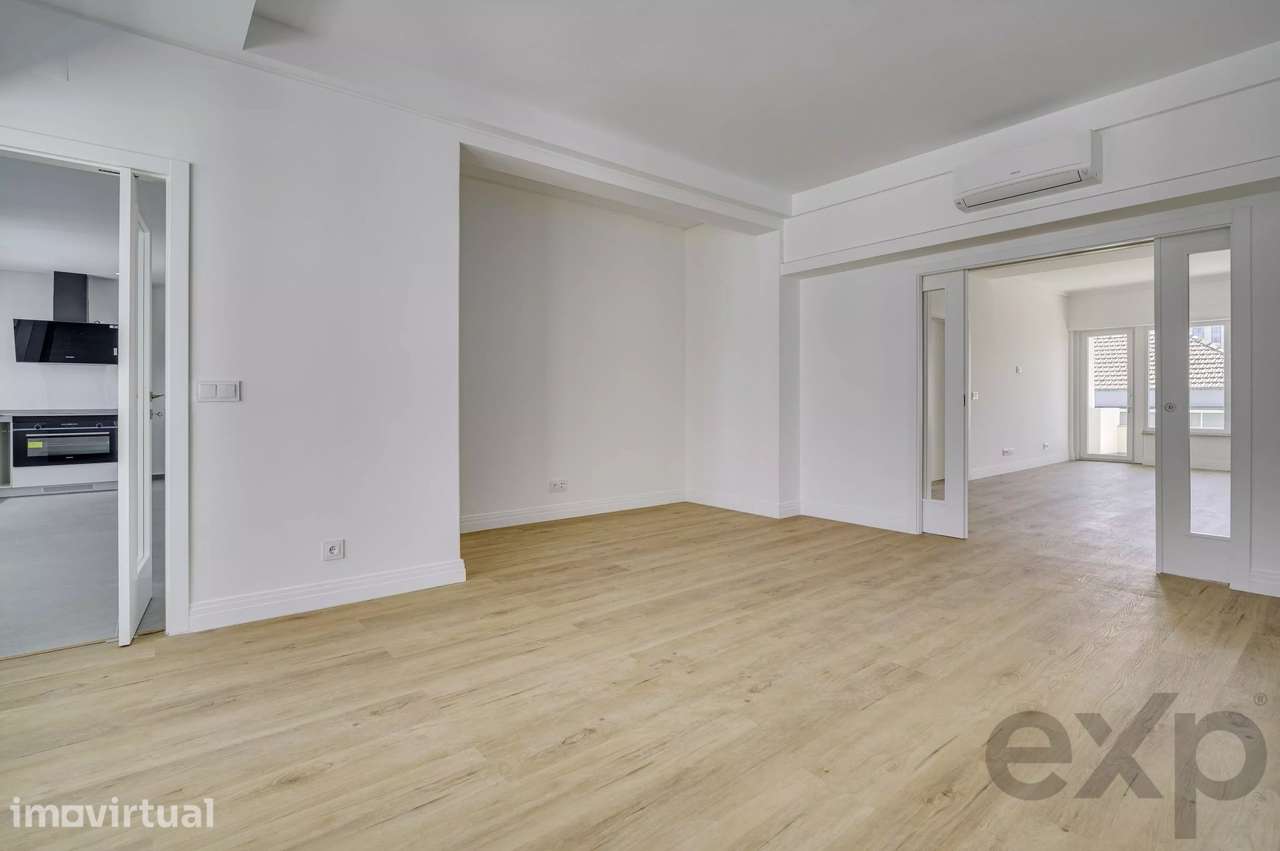 A estrear Penthouse T4+1  220 m2, 3 Varandas , 2 estacionamentos - Grande imagem: 3/60