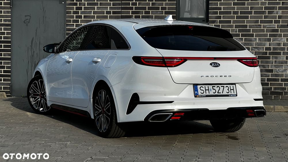 Kia ProCeed 1.6 T-GDI DCT7 OPF GT - 23