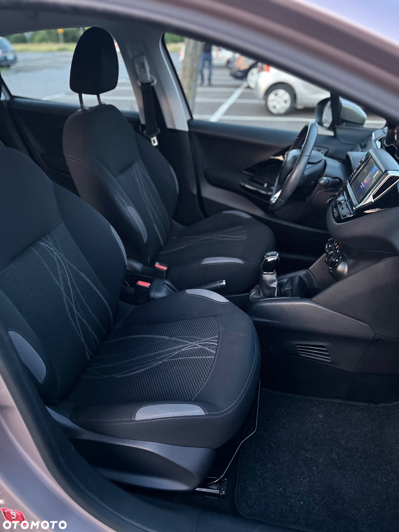 Peugeot 208 1.2 PureTech Active - 29