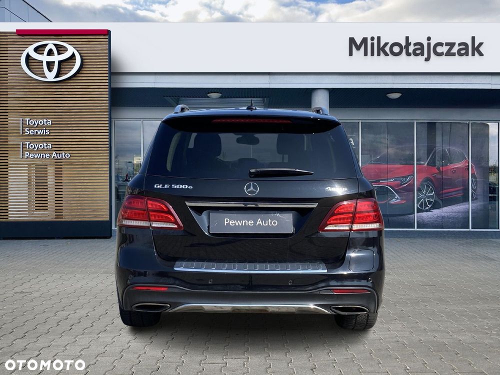 Mercedes-Benz GLE - 10