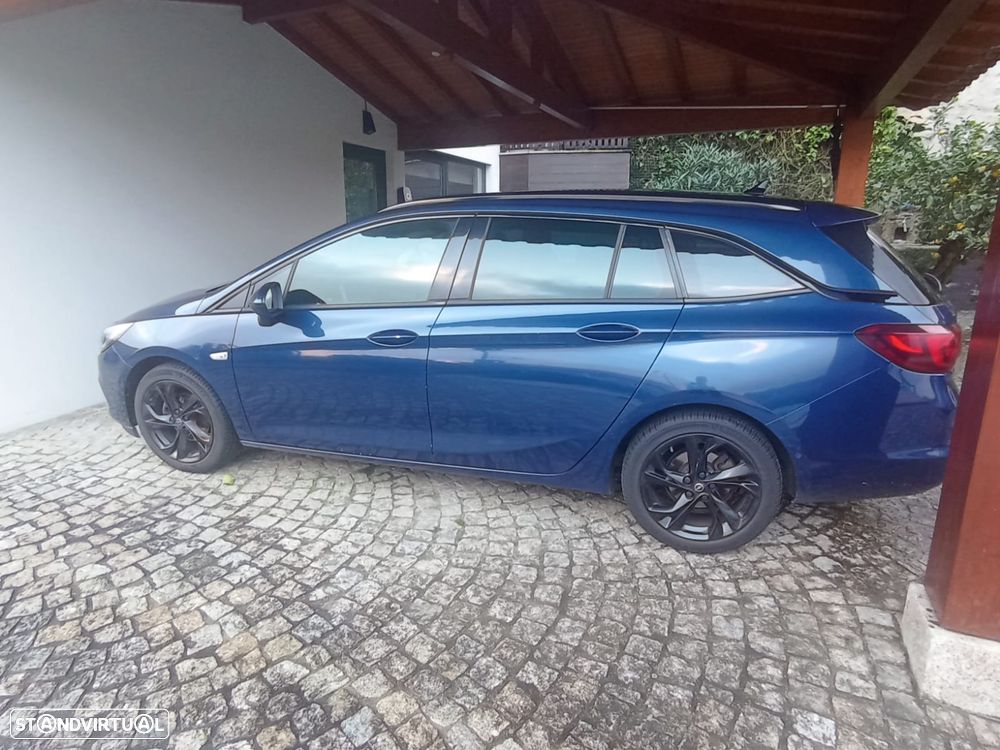Opel Astra Sports Tourer 1.5 D Ultimate S/S - 2