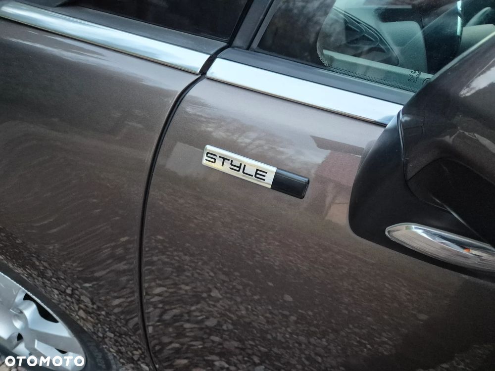 Peugeot 5008 1.6 HDi Style - 19