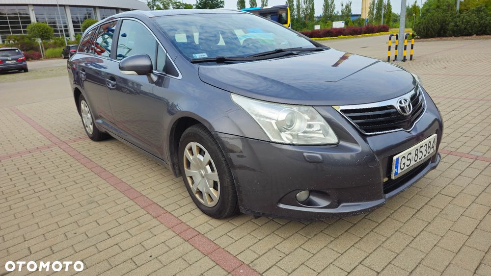 Toyota Avensis 2.0 D-4D 2010 - 20