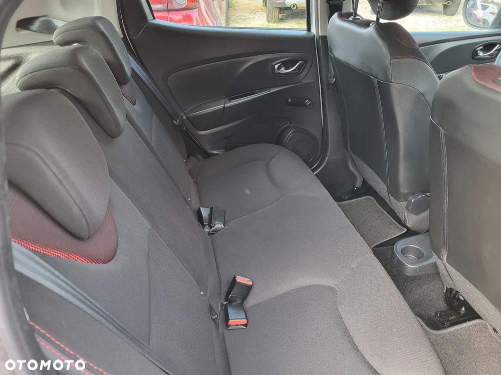 Renault Clio 1.2 16V 75 Business - 20