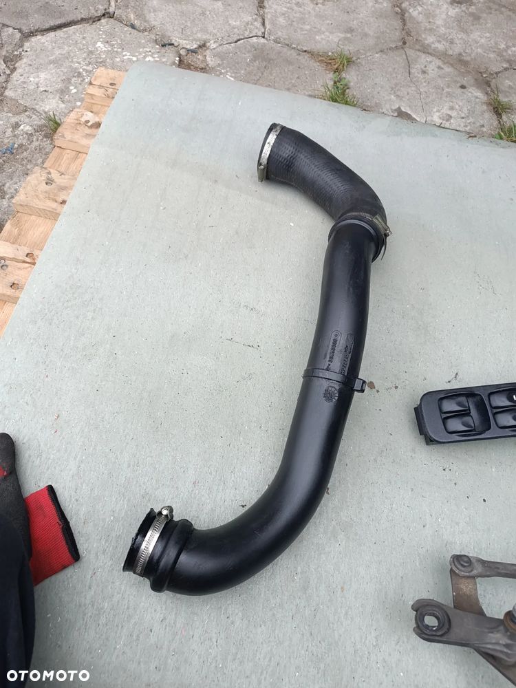 Rura intercoolera VOLVO S40 I (VS) 30896686 1.9L diesel 85kW 2001 - 1