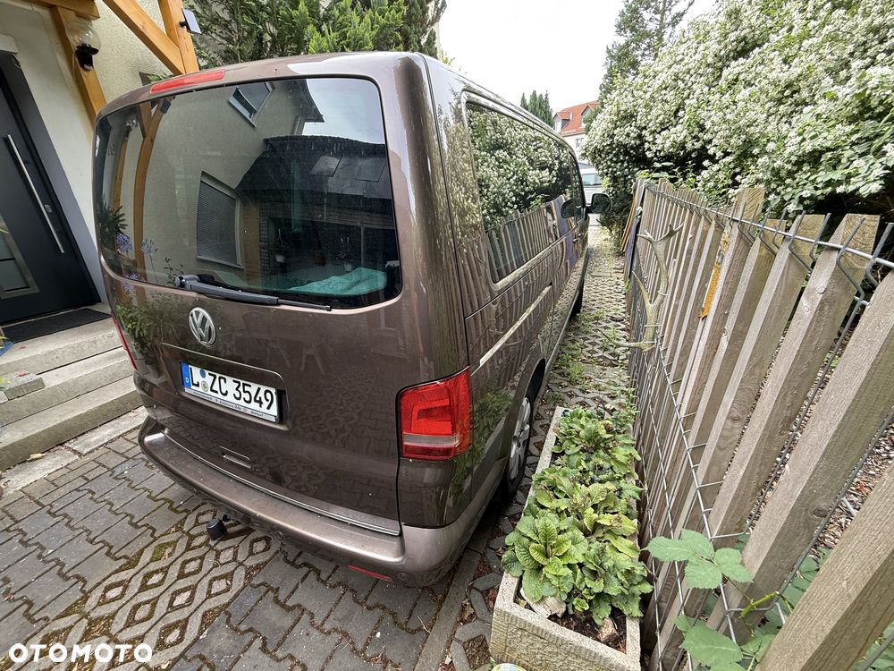 Volkswagen Multivan - 5