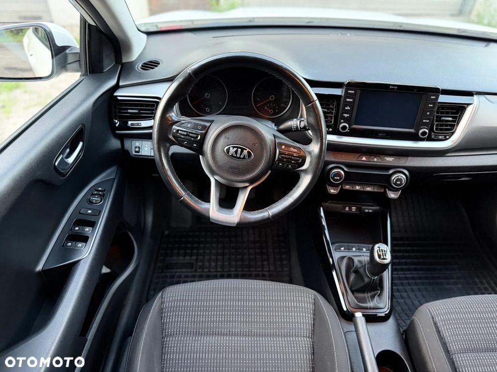 Kia Stonic 1.4 L - 14