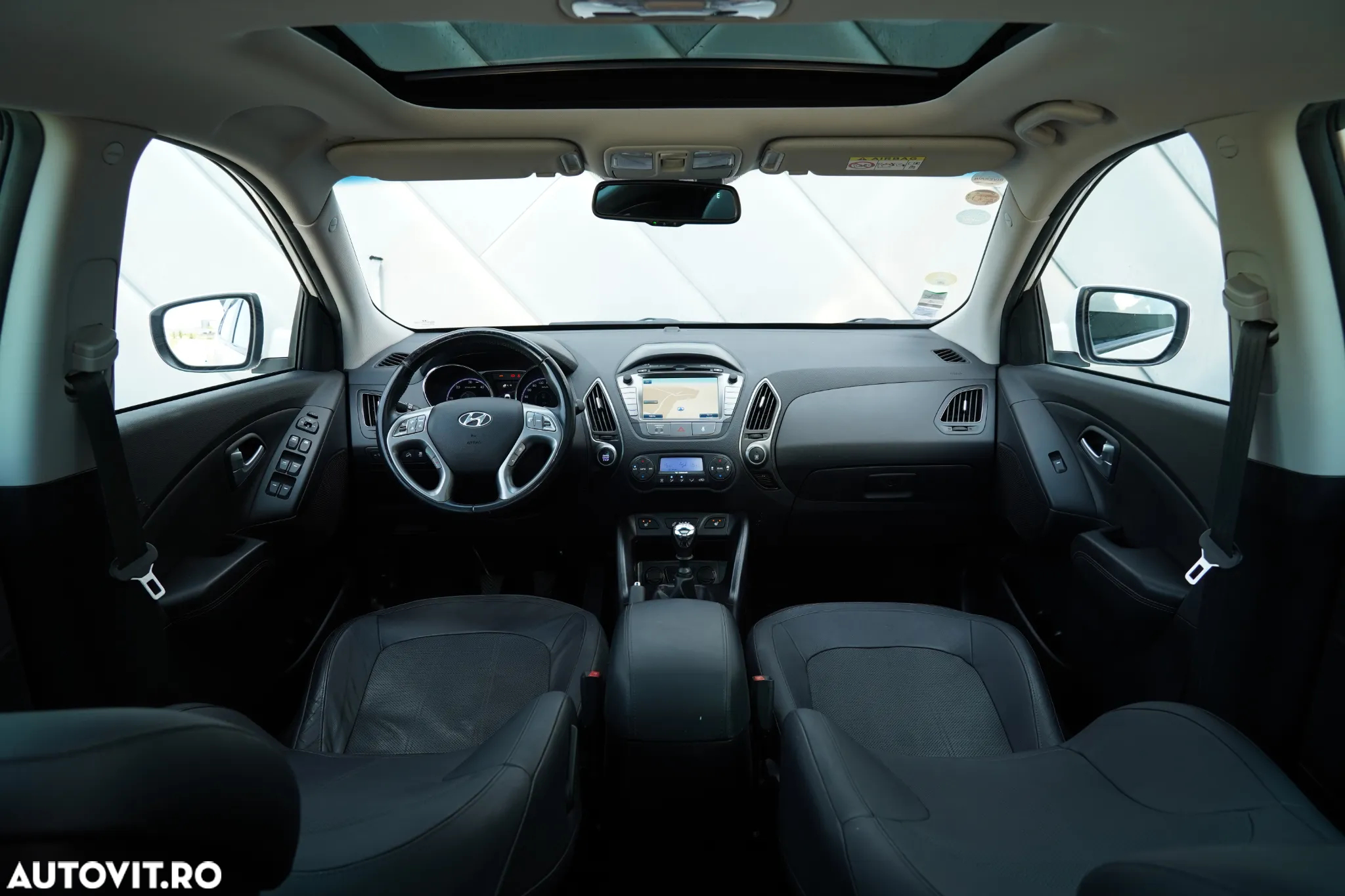 Hyundai ix35 2.0 CRDI 4WD Premium - 5