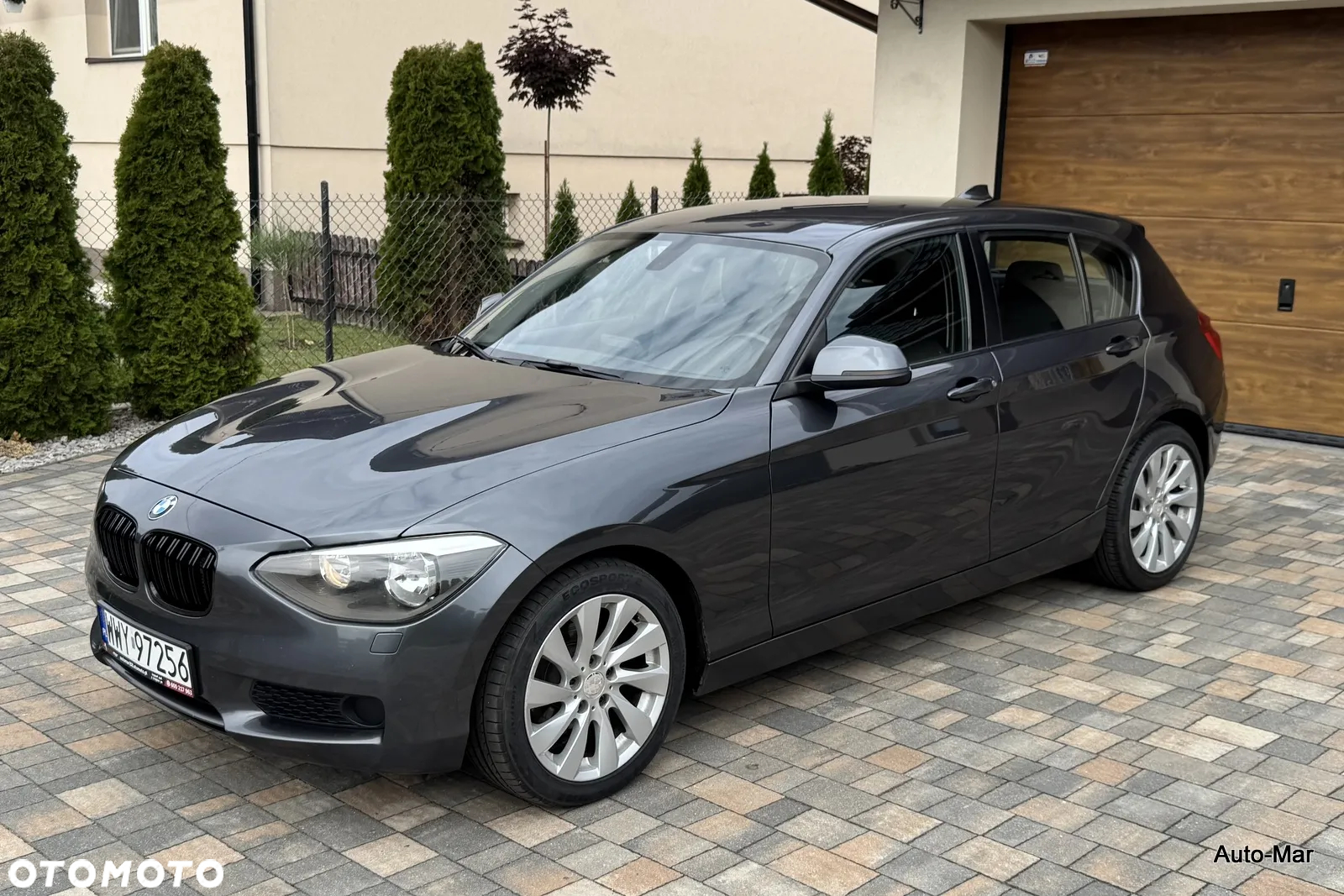 BMW Seria 1 118d Sport Line - 2