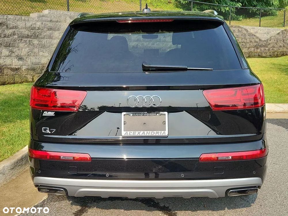 Audi Q7 - 7