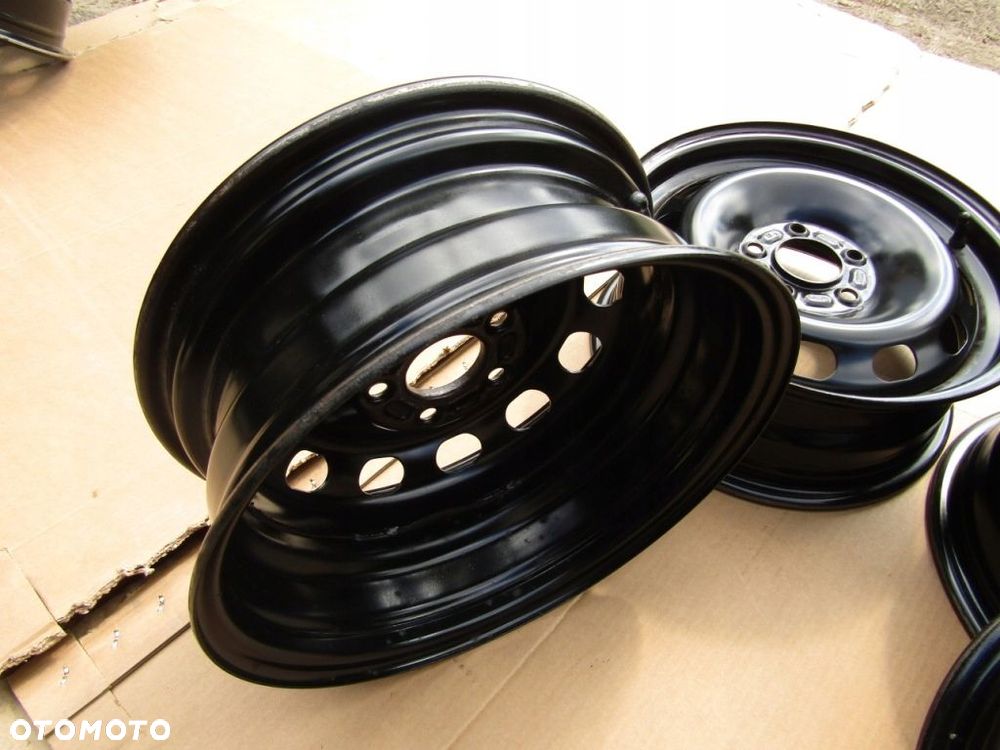 4x Felgi 15 Ford C-MAX Focus II Volvo C30 S40 V50 V40 6j 5x108 ET52,5 - 12