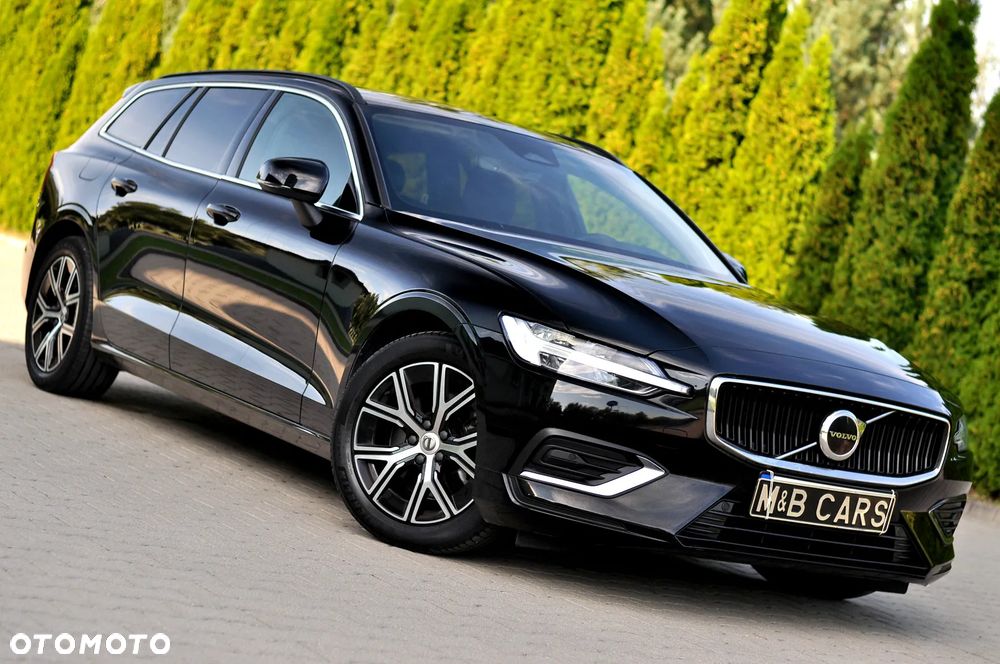 Volvo V60 B3 B DKG Momentum Pro - 5