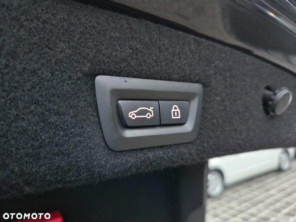 BMW Seria 7 740d xDrive - 10