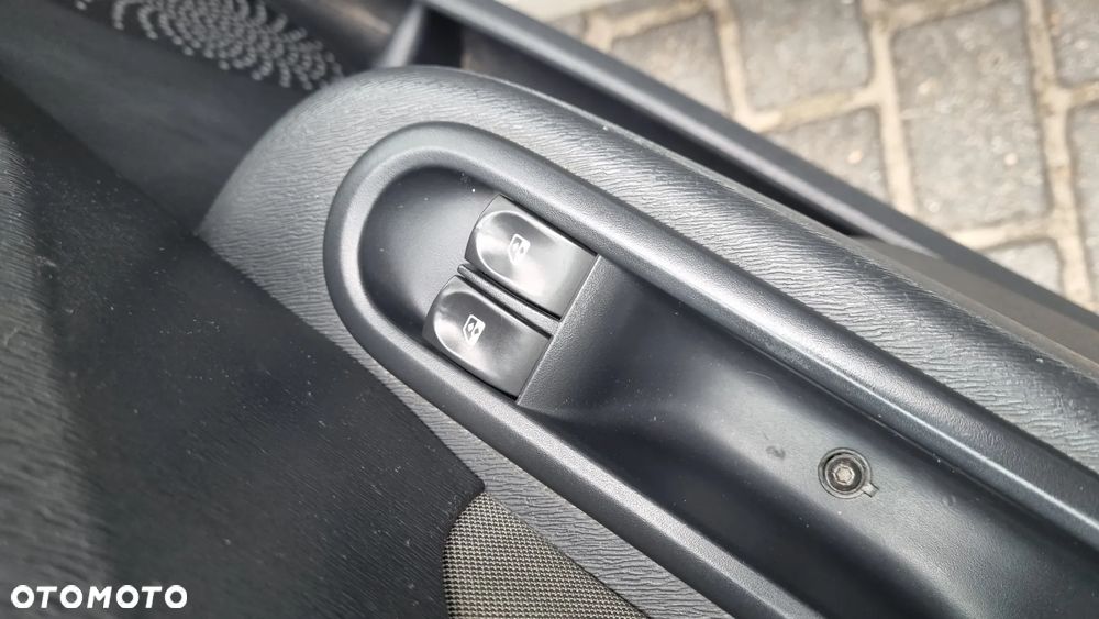 Renault Twingo - 12
