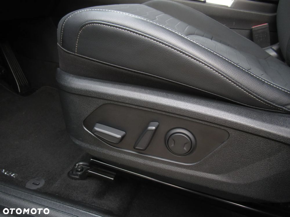 Kia Sportage 1.6 T-GDI HEV Business Line 4WD - 7