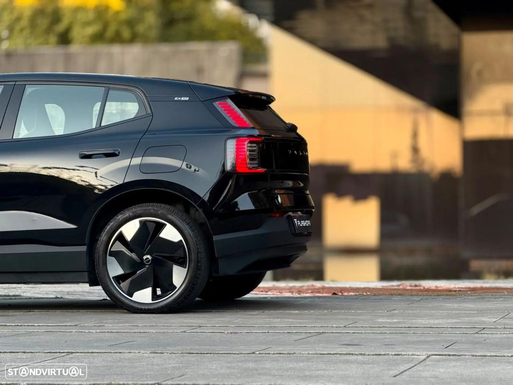 Volvo EX30 - 35