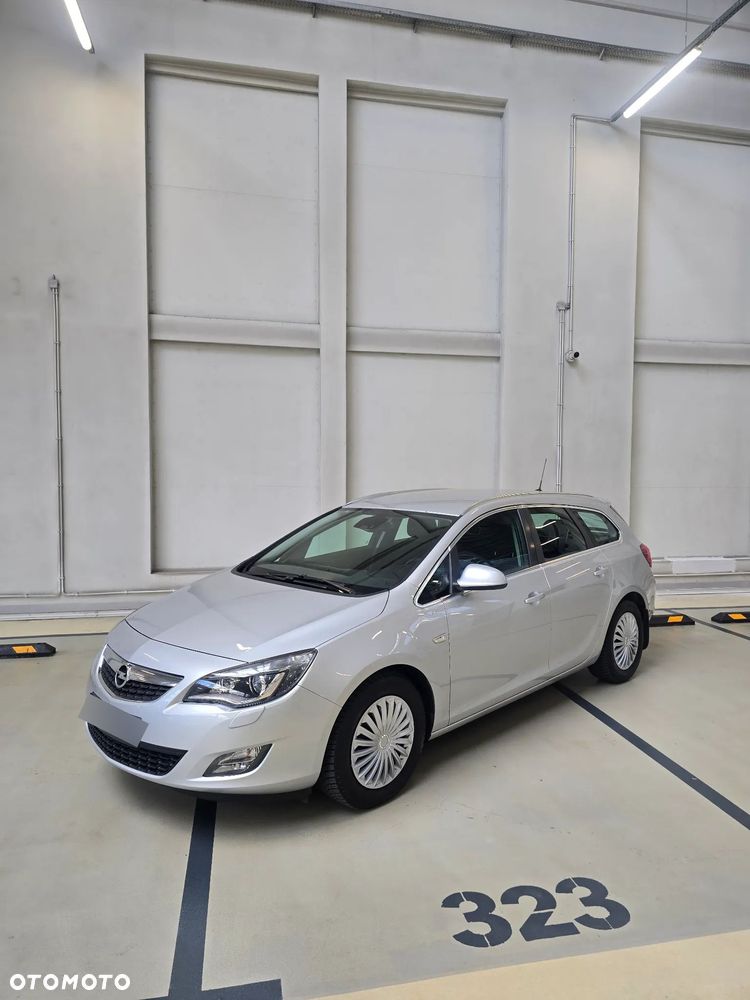 Opel Astra 2.0 CDTI DPF Cosmo - 2