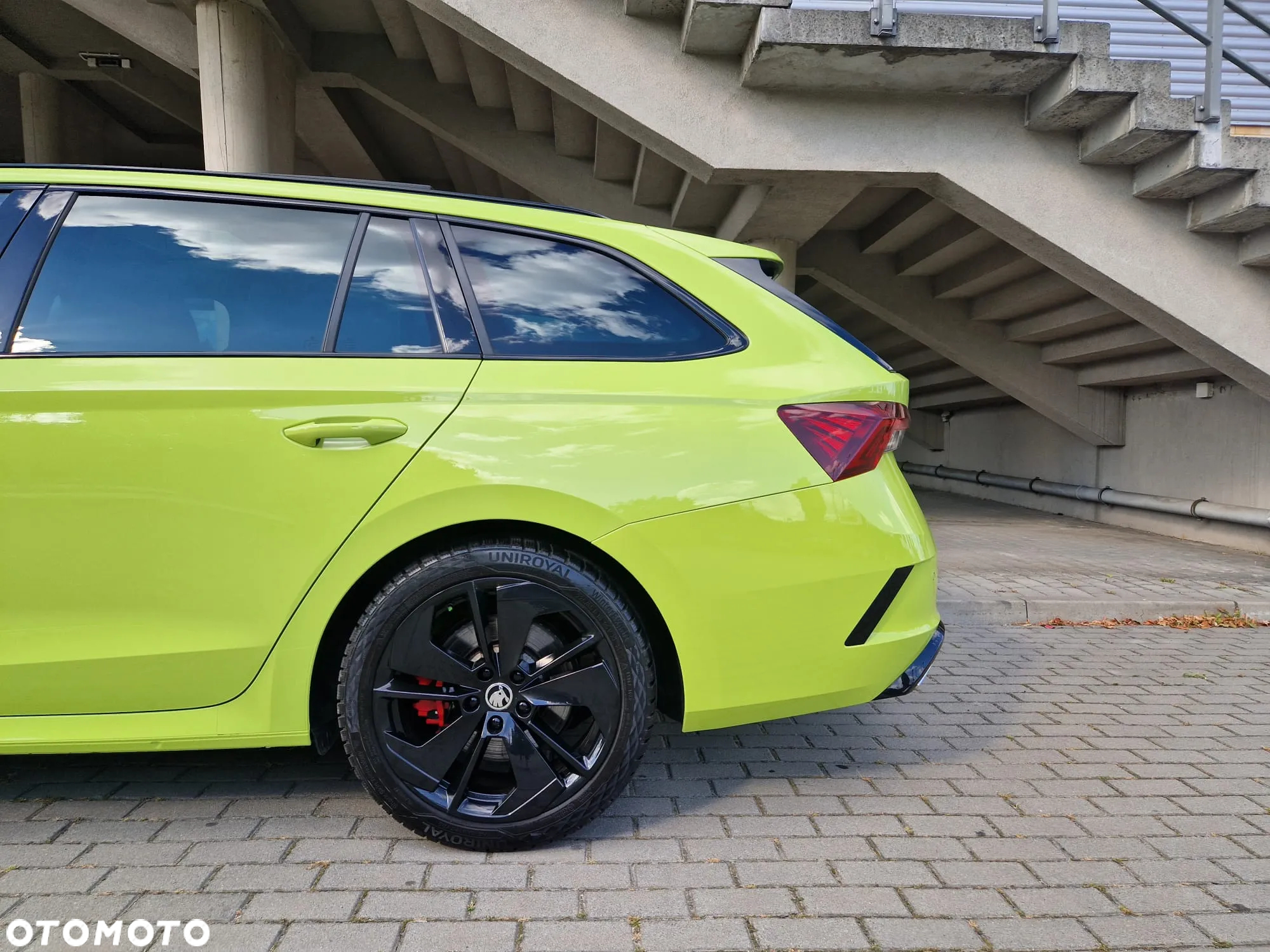Skoda Octavia 2.0 TSI RS DSG - 4