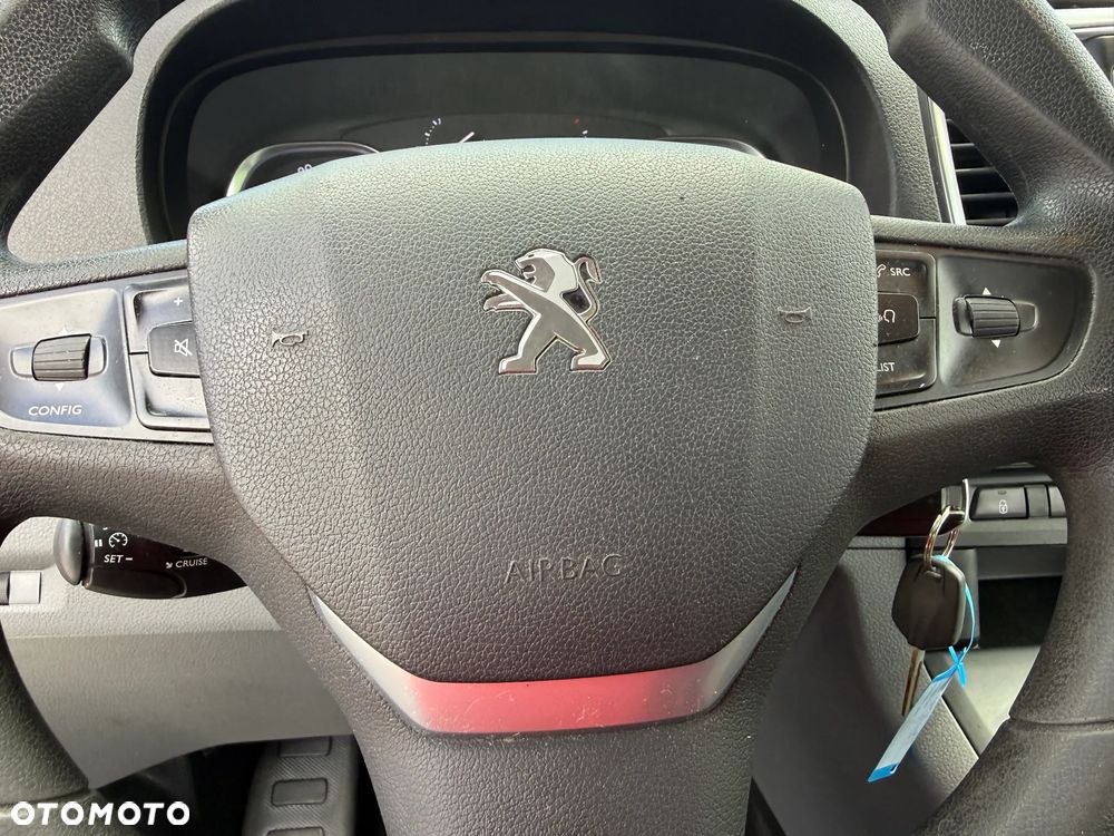 Peugeot Traveller L3 2.0 Active - 16