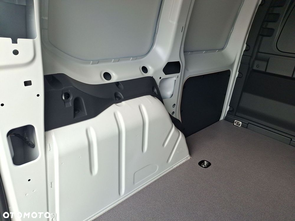 Volkswagen Caddy Cargo - 35