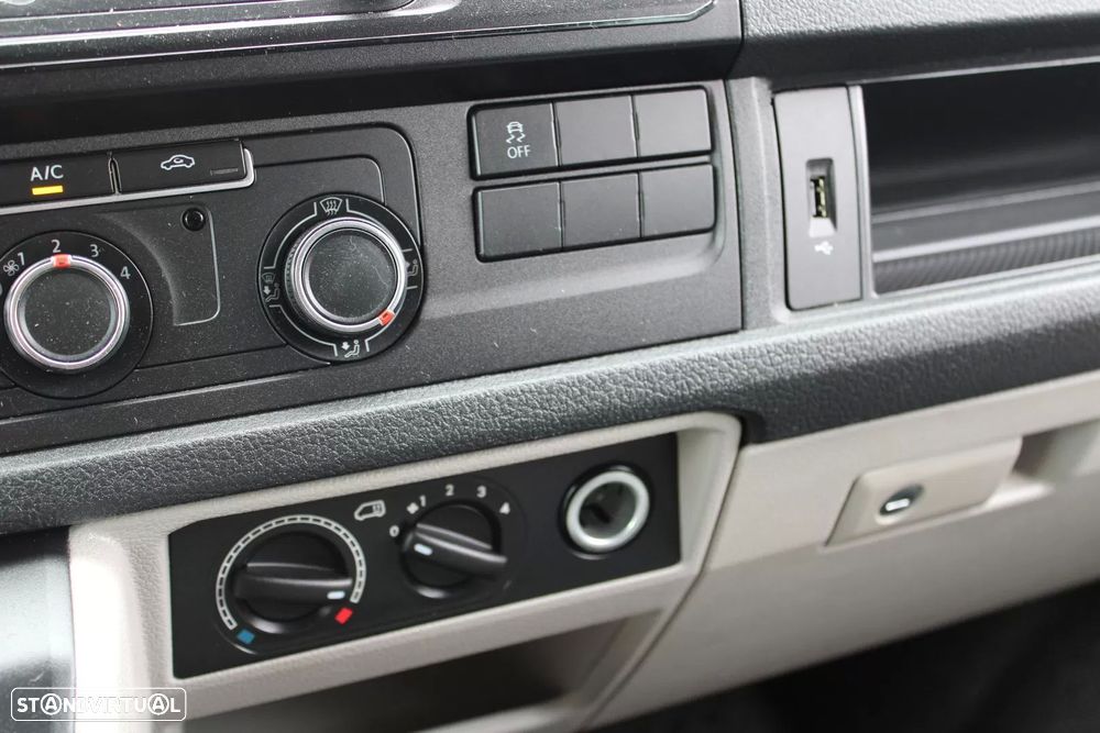 VW Transporter 2.0 TDI TC Extra AC - 24