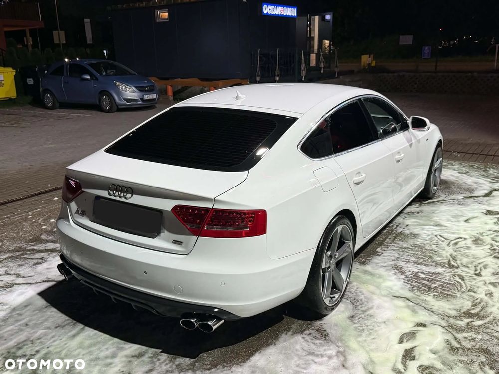 Audi A5 2010 photo 5