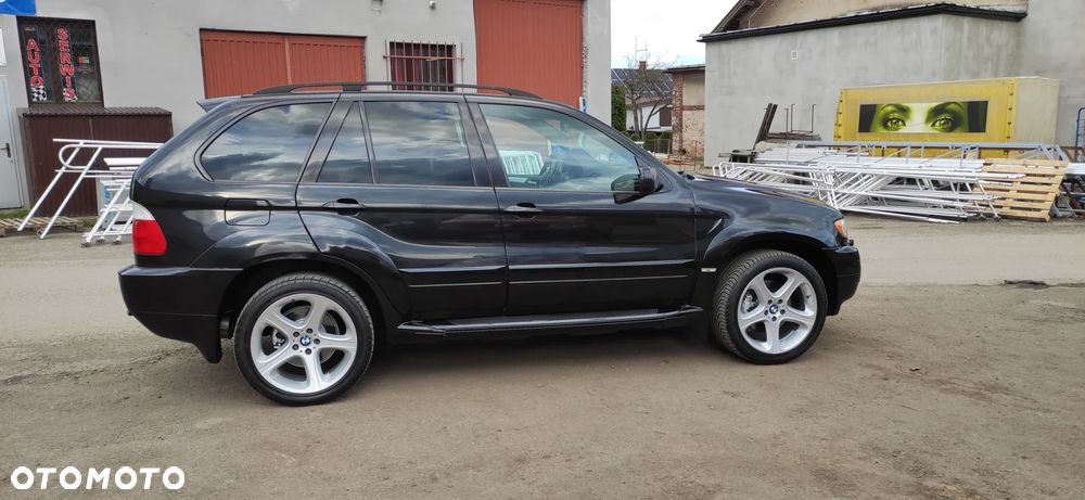 BMW X5 4.4i - 10