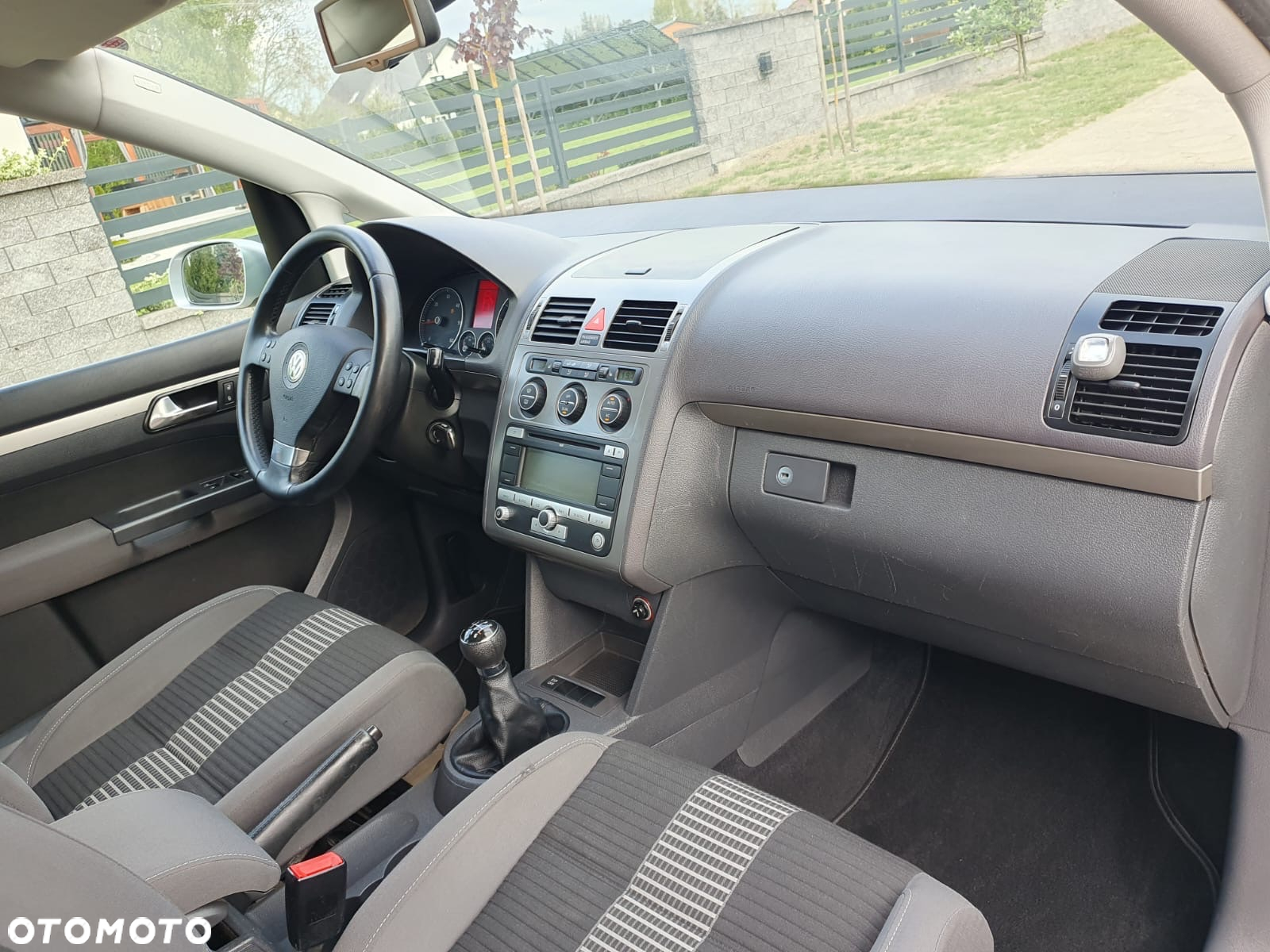 Volkswagen Touran 2.0 TDI DPF United - 6