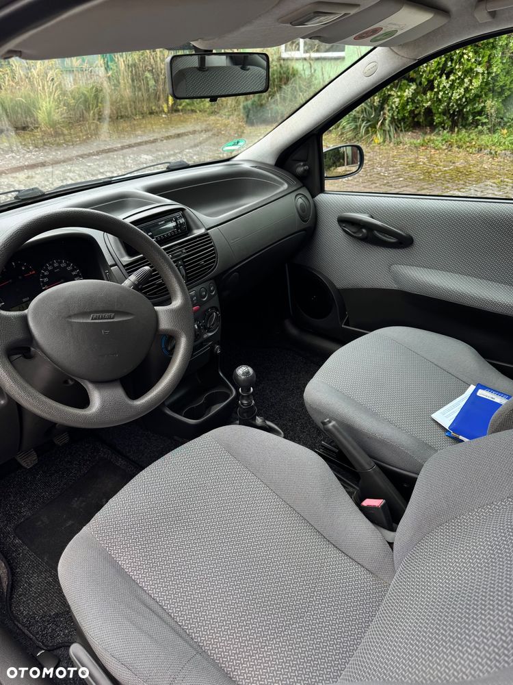 Fiat Punto - 5