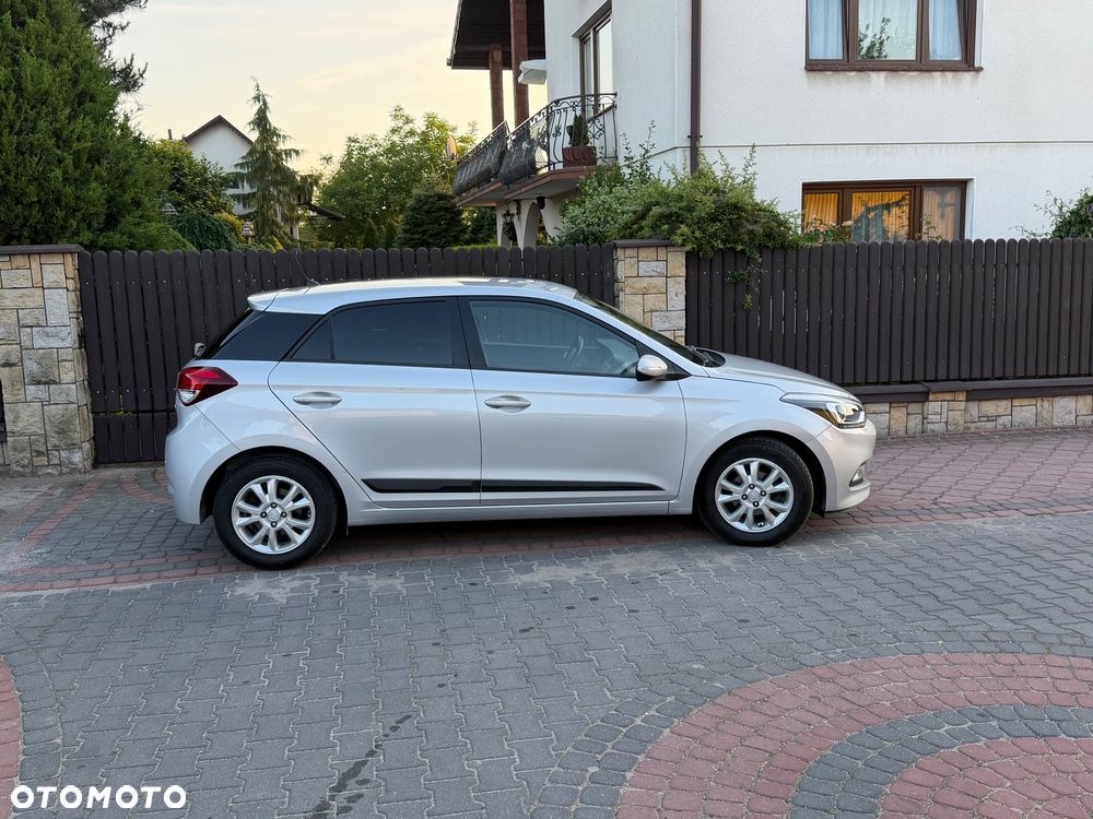 Hyundai i20 1.2 Passion Plus - 3
