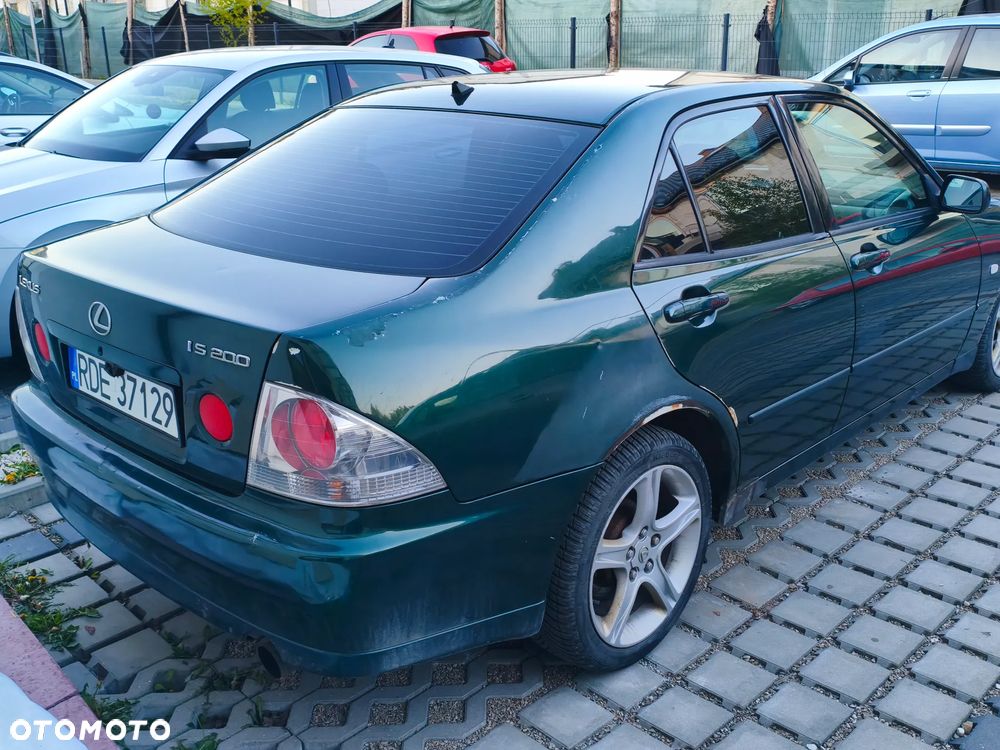 Lexus IS 200 Elegance - 4