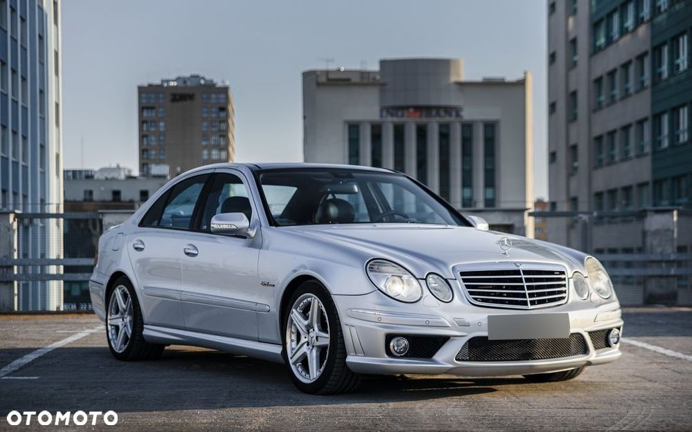 Mercedes-Benz Klasa E 63 AMG - 1