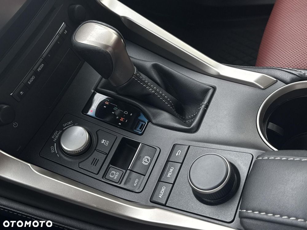 Lexus NX 200t Comfort AWD - 17