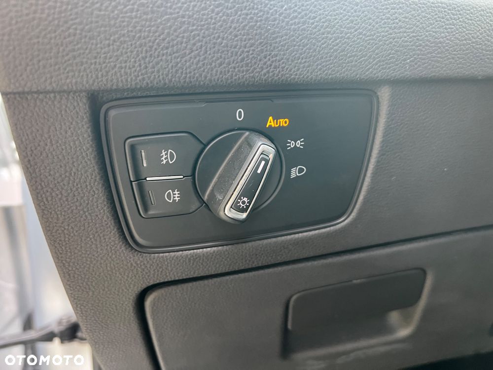 Volkswagen Passat Variant 1.5 TSI EVO Business DSG - 16