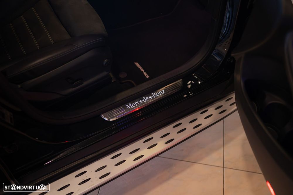 Mercedes-Benz GLC 300 de 4Matic 9G-TRONIC AMG Line - 31