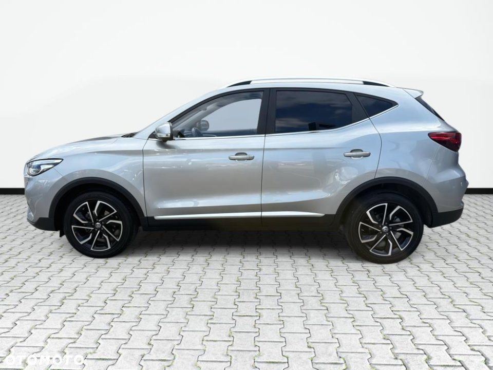 MG ZS - 8