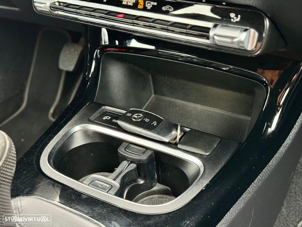 Mercedes-Benz CLA 180 d Shooting Brake Urban - 42