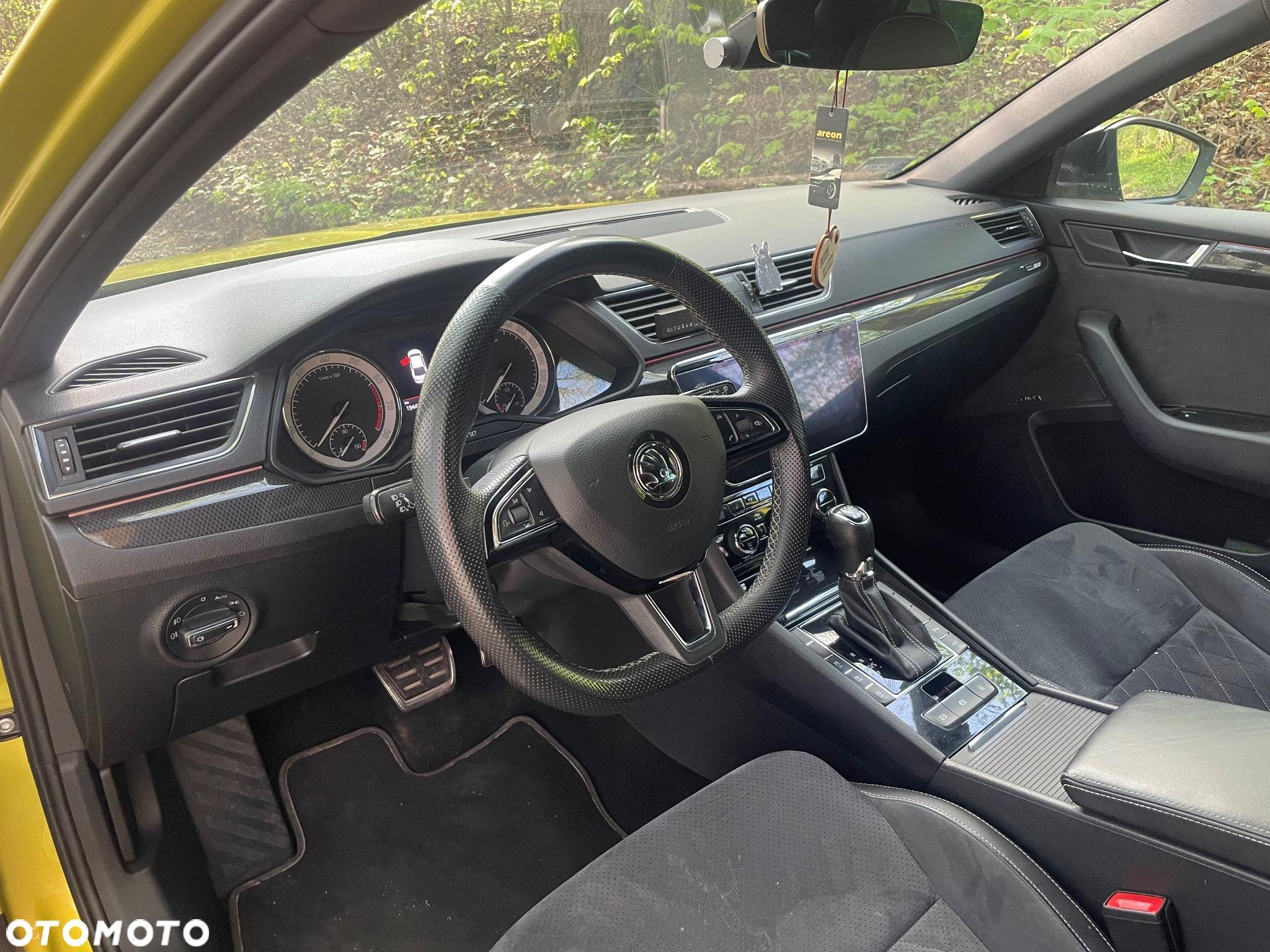 Skoda Superb 2.0 TSI 4x4 Sportline DSG - 19