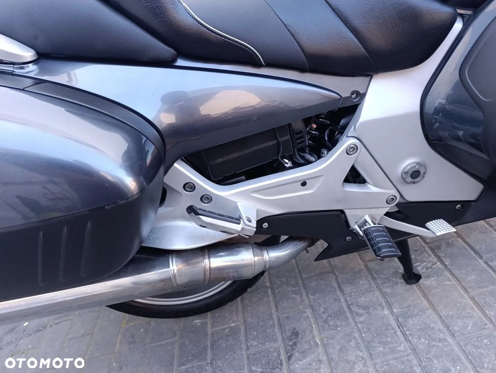 Honda ST - 27